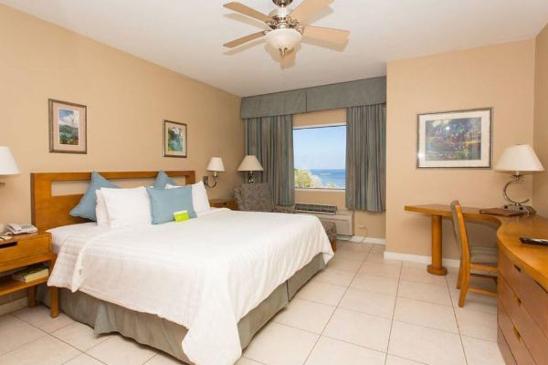 Cara Suites Hotel and Conference Centre (Claxton Bay)